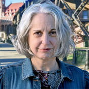 Tracey  Gendron