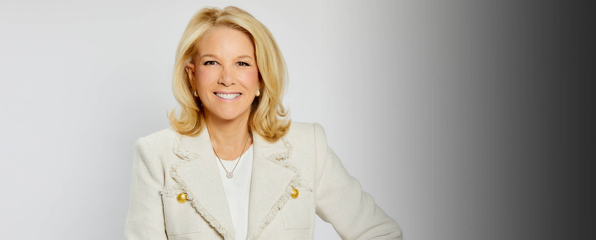 Joan  Lunden