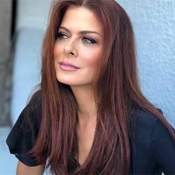 Debra  Messing